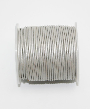 šňůrka kožená kulatá 1,5mm/metallic silver, 50m
